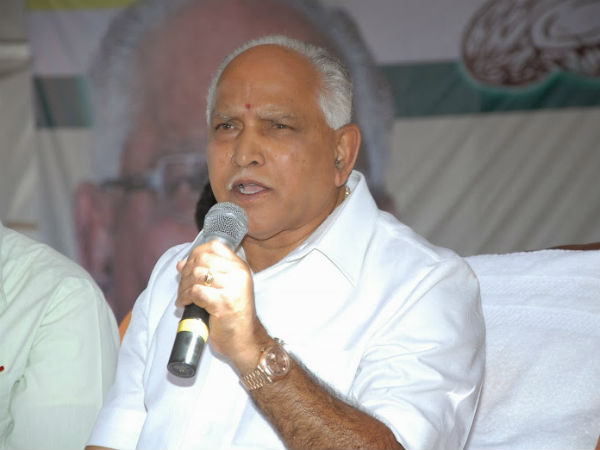 ರೈತರ ಕ್ಷಮೆ ಕೇಳಬೇಕು