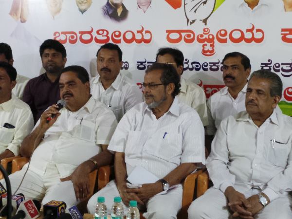 ಜನಾರ್ದನ ಪೂಜಾರಿ ಸಮರ್ಥ ಅಭ್ಯರ್ಥಿ ಜನಾರ್ದನ ಪೂಜಾರಿ ಸಮರ್ಥ ಅಭ್ಯರ್ಥಿ