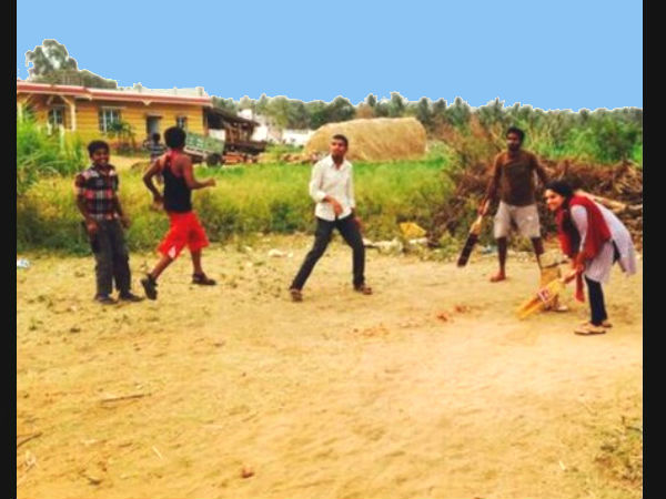 ರಮ್ಯಾ ಕ್ರಿಕೆಟ್ ಆಟದ ಭಂಗಿ ಹೇಗಿದೆ? ರಮ್ಯಾ ಕ್ರಿಕೆಟ್ ಆಟದ ಭಂಗಿ ಹೇಗಿದೆ?