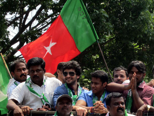 Nikhil Kumaraswamy takes on Mandya Congress candidate Ramya Nikhil Kumaraswamy takes on Mandya Congress candidate Ramya