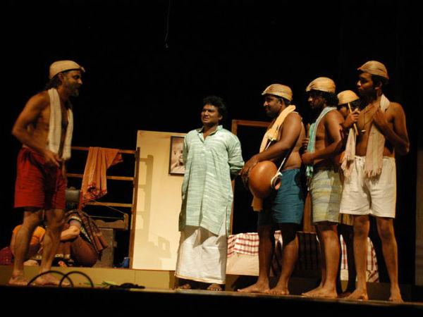 ಗಾಂಧೀಜಿಯವರ ಬದುಕು, ಆದರ್ಶ, ತತ್ವ ಗಾಂಧೀಜಿಯವರ ಬದುಕು, ಆದರ್ಶ, ತತ್ವ