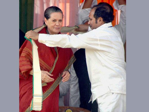 ಮತ್ತೆ ಮತಯಾಚನೆಗೆ ಇಳಿದ ಸೋನಿಯಾ