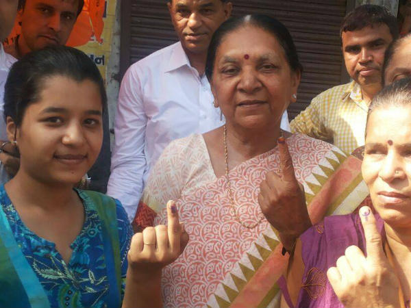 ನಾಲ್ಕನೆಯ ಬಾರಿ ಆಯ್ಕೆಯಾಗಿ ನಾಲ್ಕು ಖಾತೆ ಹೆಚ್ಚಿಗೆ 