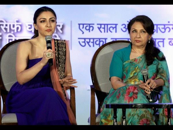 ಮುಂಬೈನಲ್ಲಿ ಅಮ್ಮ ಮಗಳು 