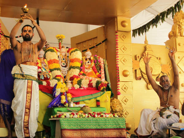 ಭದ್ರಾಚಲದ ಪ್ರಧಾನ ಅರ್ಚಕರಿಂದ ಪೂಜೆ