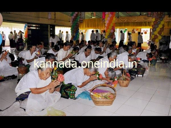 ಗಯಾದಲ್ಲಿ ವಿಯಟ್ನಾಂ ಭಕ್ತರು