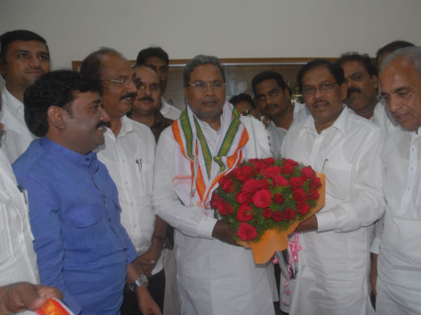 ಸಚಿವರು ಎಲ್ಲಾ ಜಿಲ್ಲೆಗಳಿಗೆ ಭೇಟಿ ನೀಡಬೇಕು