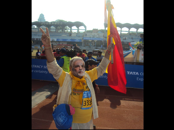 ಮ್ಯಾರಥಾನ್ನಲ್ಲಿ ಮೋದಿ: ಮ್ಯಾರಥಾನ್ನಲ್ಲಿ ಮೋದಿ: