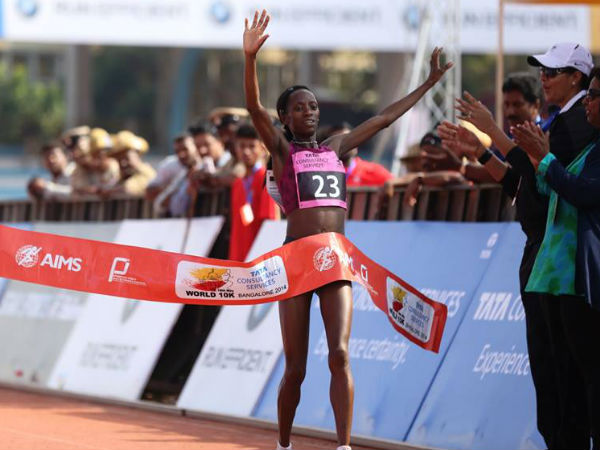 ಮಹಿಳೆಯರವಿಭಾಗದ ಚಾಂಪಿಯನ್: ಮಹಿಳೆಯರವಿಭಾಗದ ಚಾಂಪಿಯನ್: