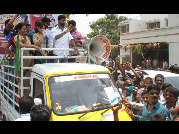  ಶಿವಮೊಗ್ಗದಲ್ಲಿ ಚಿತ್ರ ತಾರೆಯರ ಪ್ರಚಾರ