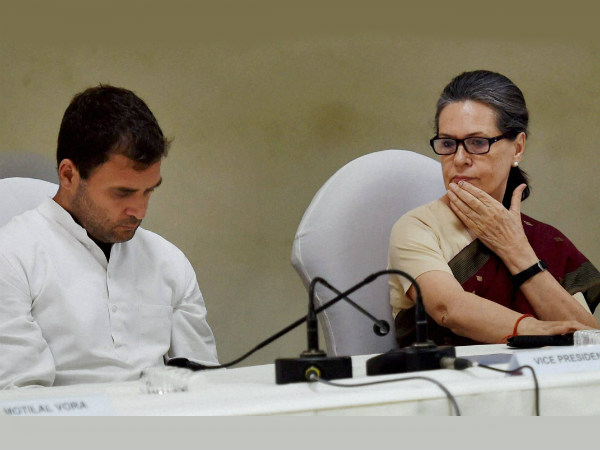 ಮುದುಕನ ಕೋಲ ಮೇಲೆ ಕಾಗಿ ಕುಳಿತಿತೋ ಮುದುಕನ ಕೋಲ ಮೇಲೆ ಕಾಗಿ ಕುಳಿತಿತೋ