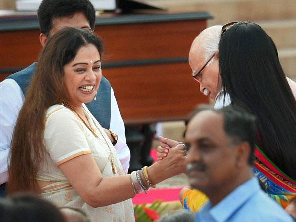 ಸಂಸದೆ ಕಮ್ ನಟಿ ಕಿರಣ್ ಖೇರ್