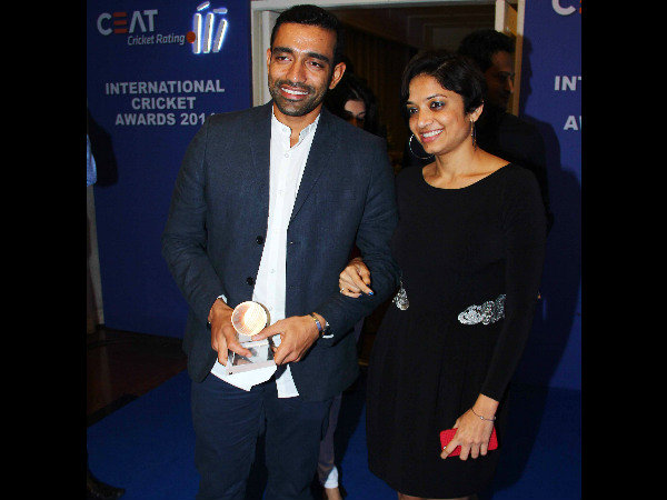 ಗೆಳತಿ ಜತೆ ಸಮಾರಂಭಕ್ಕೆ ಬಂದ ರಾಬಿನ್