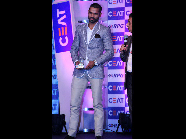 ಶಿಖರ್ ಧವನ್ ಮತ್ತೊಂದು ಭಂಗಿ