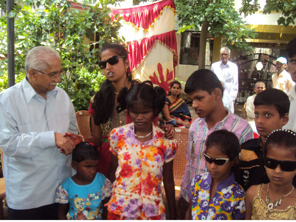 ಬಡ ವಿದ್ಯಾರ್ಥಿ‌ಗಳಿಗೆ ಮೀಸಲು: