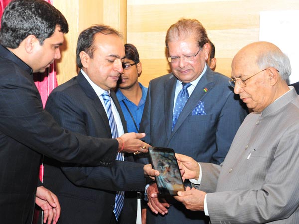 ಪೆಂಟಾ ಭಾರತ್ ಫೋನ್ ಪಿಏಫ್ 300 ಪೆಂಟಾ ಭಾರತ್ ಫೋನ್ ಪಿಏಫ್ 300