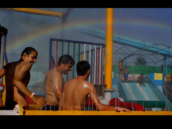 ದೆಹಲಿ ವಾಟರ್ ಪಾರ್ಕ್ ನಲ್ಲಿ