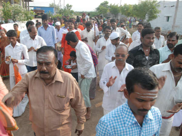 ಜ್ಞಾನ ಸಂಪಾದನೆಗೆ ಆದ್ಯತೆ ನೀಡಿ