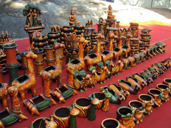  ಸಂತೆಯಲ್ಲಿ ಏನಿದೆ?