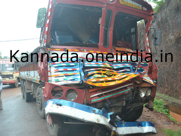 ಲಾರಿ ಸಂಪೂರ್ಣ ಜಖಂ