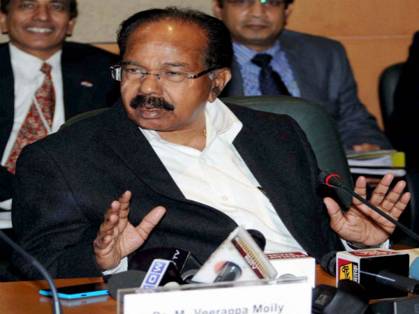 ವೀರಪ್ಪ ಮೊಯ್ಲಿ