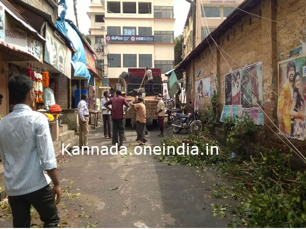  ಧರೆಗೆ ಅಶ್ವತ್ಥ ಮರ: