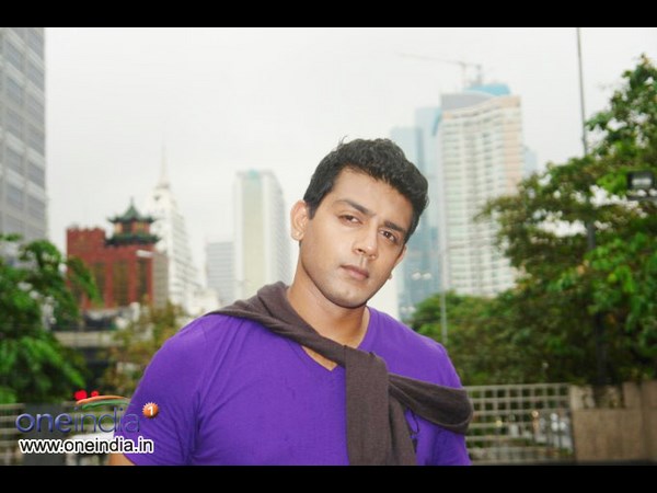 ಮಾಡೆಲ್, ನಟ ರಘು ಮುಖರ್ಜಿ #19