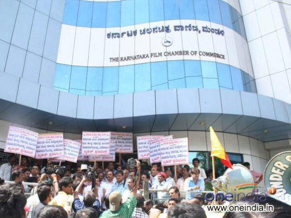 ಕನ್ನಡ ಚಿತ್ರಗಳಲ್ಲಿ ದೇವತೆಗಳ ಅವಹೇಳನ