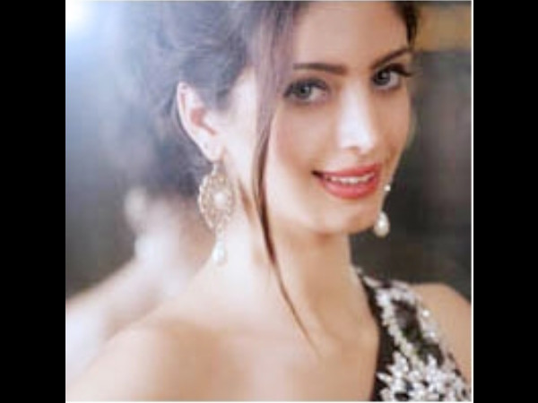 ನಿಲೂಫರ್ ಮೊಹಮ್ಮದಿ #11