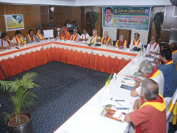 ಎಂಪಿಗಳನ್ನು ಎಚ್ಚರಿಸಬೇಕು: