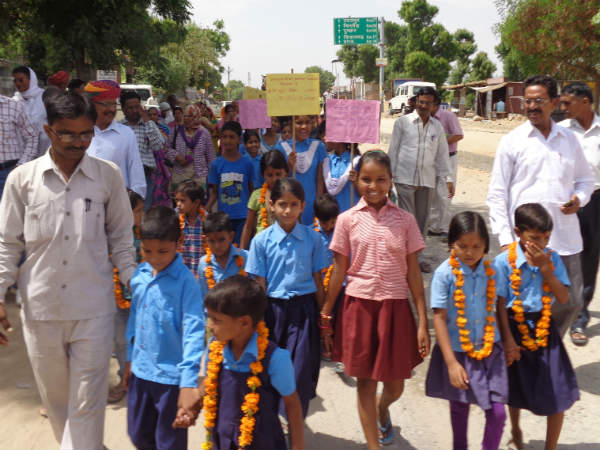 Kannadiga writes about schools in Rajasthan