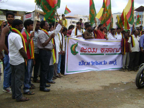 ಮೆರವಣಿಗೆ ಕೊನೆಯಲ್ಲಿ ಸೇರಿಕೊಂಡ ಜಯ ಕರ್ನಾಟಕ