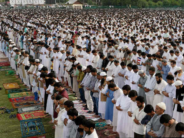 ಶ್ರೀನಗರದಲ್ಲಿ ವಿಶೇಷ ಪ್ರಾರ್ಥನೆ