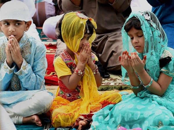 ಮಕ್ಕಳಿಂದ ವಿಶೇಷ ಪ್ರಾರ್ಥನೆ