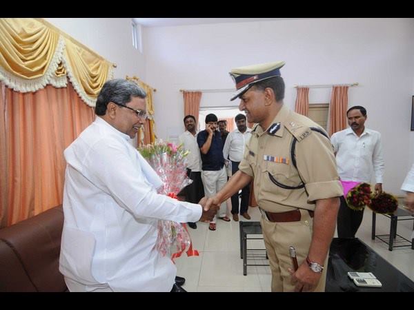ಶುಭಾಶಯ ಕೋರಿದ ಪೊಲೀಸ್ ಆಯುಕ್ತರು