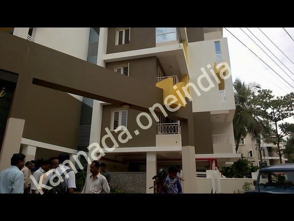 ಡೆತ್‌ನೋಟಿನಲ್ಲೇನಿದೆ?
