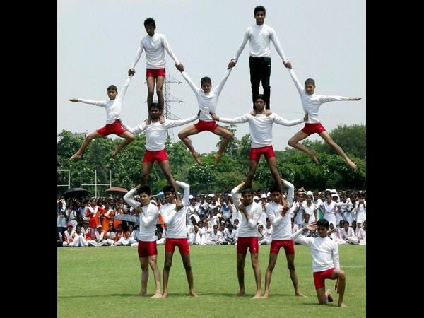 ಗುರ್ ಗಾಂವ್ ನಲ್ಲಿ ಮಕ್ಕಳ ಕಸರತ್ತು
