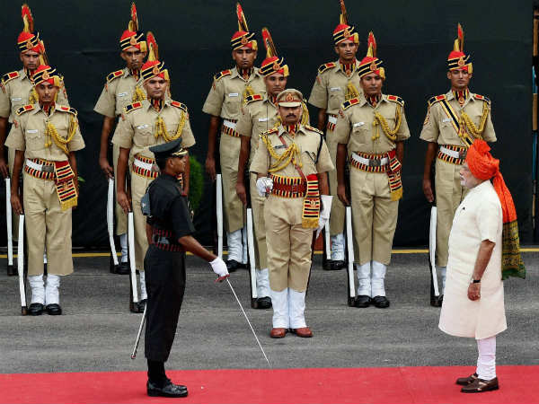 ಪ್ರಧಾನಿಗೆ ಗೌರವವಂದನೆ