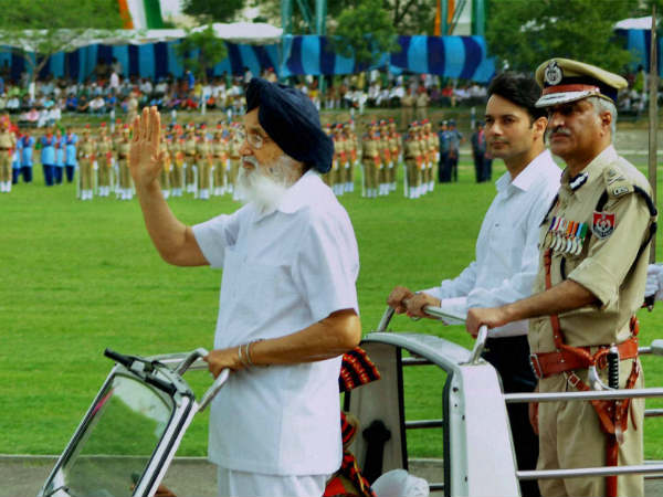 ಮುಖ್ಯಮಂತ್ರಿಗೆ ಗೌರವವಂದನೆ