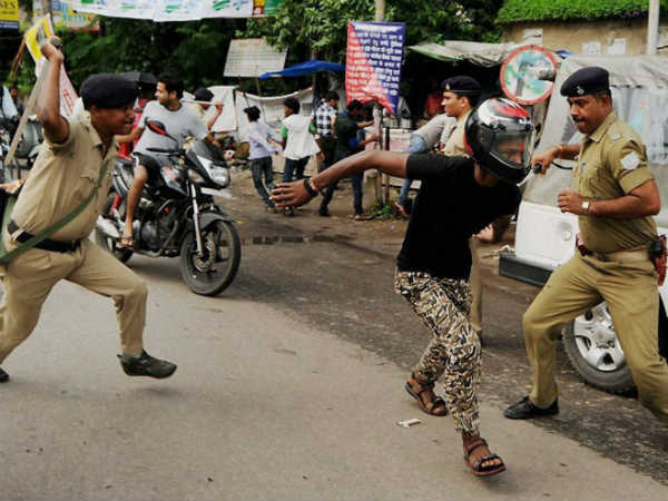 ಪೊಲೀಸರ ಪಕ್ಷಪಾತ ಧೋರಣೆ ಮತ್ತೊಂದು ಕಾರಣ