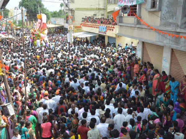ಹಂಚಿ ತಿನ್ನುತ್ತೇನೆ