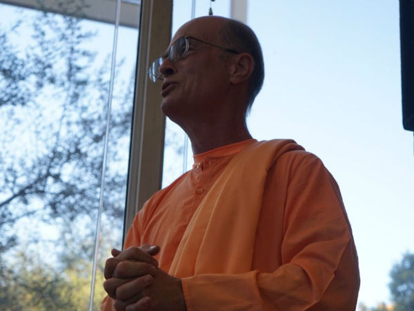 ಪೂಜೆ ನೆರವೇರಿಸಲು ಅರ್ಚಕರೂ ಬಂದಿದ್ದರೂ