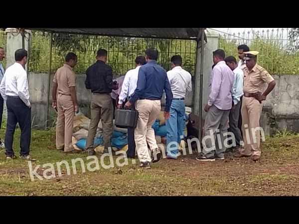 ಬಾಂಬ್ ನಿಷ್ರ್ರಿಯ ದಳ ಕರೆಸಿದ ಆಯುಕ್ತರು