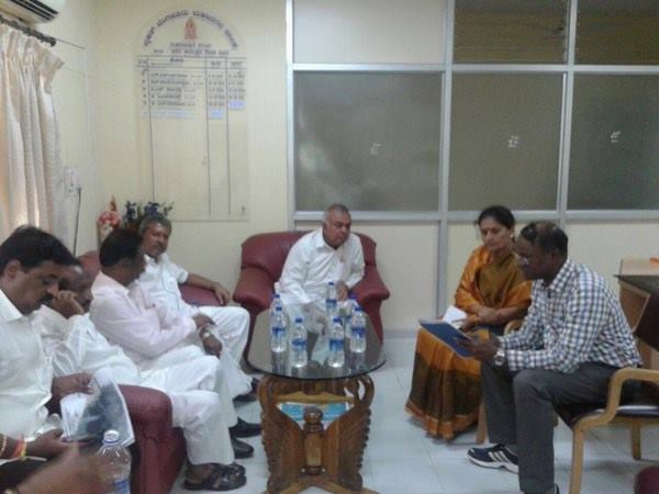 ಮಳೆ ಜೊತೆಗೆ ಕಸದ ಸಮಸ್ಯೆ ಬಗೆಹರಿಸಬೇಕಿದೆ