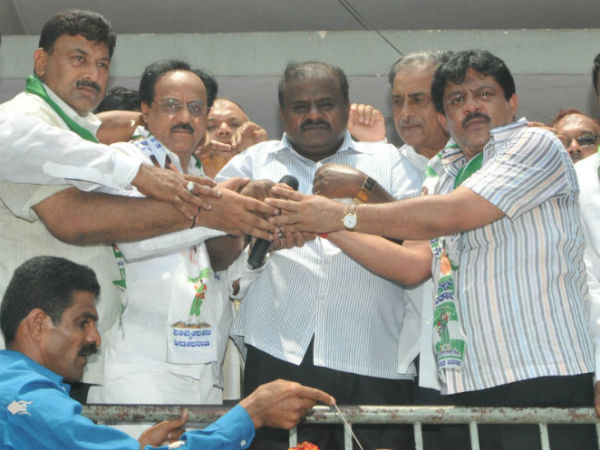 ಉರ್ದುವಿನಲ್ಲಿ ಆಹ್ವಾನ ನೀಡಿದ್ದೆ