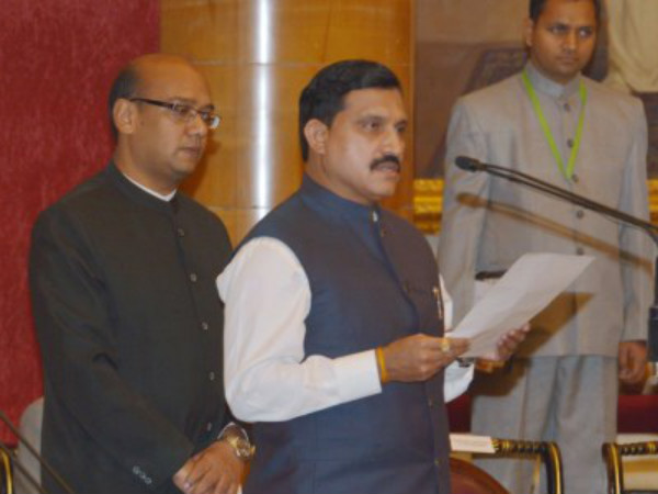  ಮೋದಿ ಸಂಪುಟದ ಶ್ರೀಮಂತರು: ಚೌಧರಿ #1