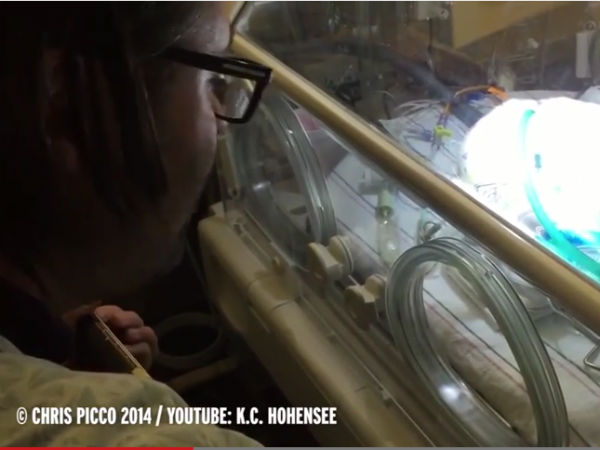 Watch: Video of US father singing to dying baby goes viral Watch: Video of US father singing to dying baby goes viral