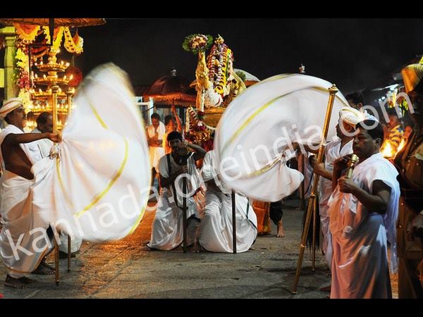 ತೀರ್ಥಂಕರರಿಂದ ಧರ್ಮೋಪದೇಶ ಸಭೆ