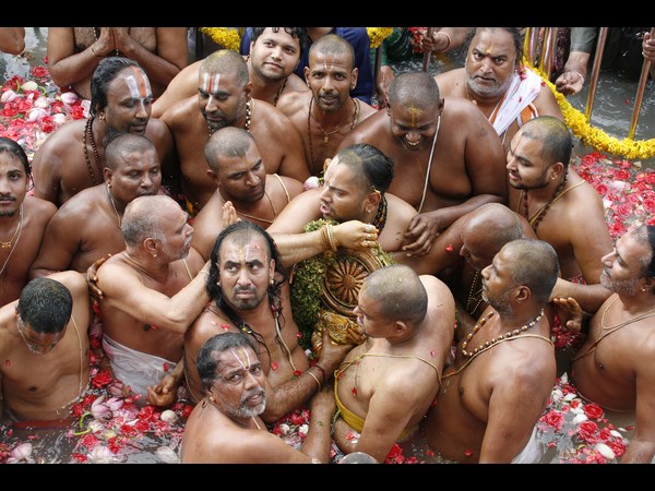 ತೀರ್ಥ ಸ್ನಾನದ ವಿಧಿ ವಿಧಾನಗಳು