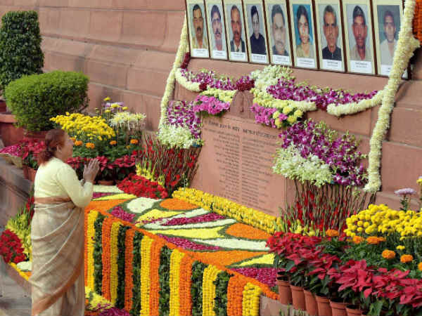 ಯೋಧರಿಗೆ ನಮನ ಸಲ್ಲಿಸಿದ ಸ್ಪೀಕರ್
